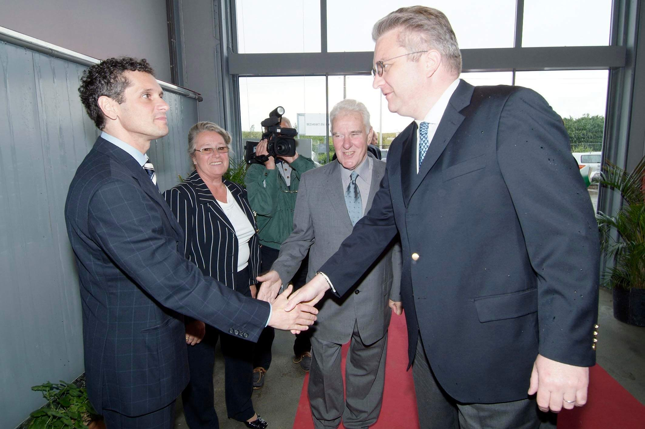 Prins Laurent tijdens een zakenbezoek aan Lier in 2006.